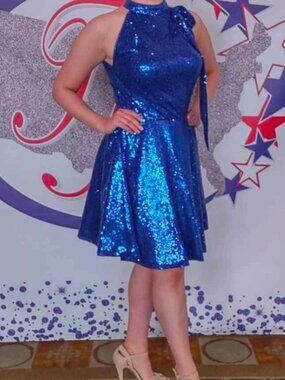 Marc Defang Size 4 Sequin A-line High Neck Cocktail Dress - Worn Once